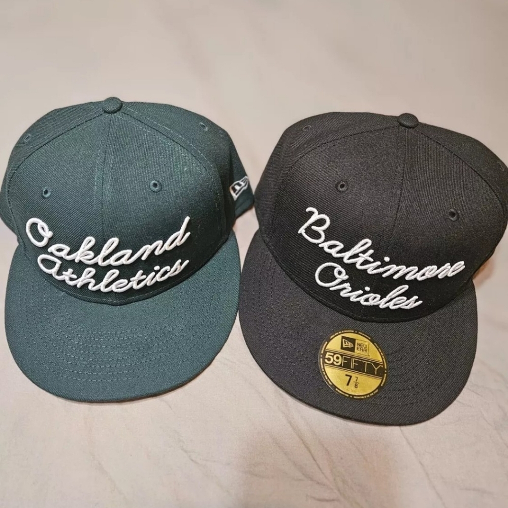 Lot of 2 New Era 5950 Fairway Script MLB Fitted Hats - size: 7  7/8